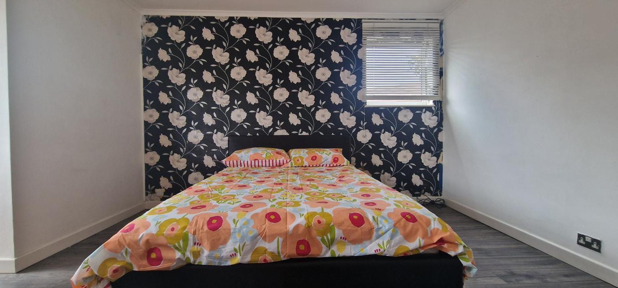 Ritz Place 2 Northolt  Екстер'єр фото